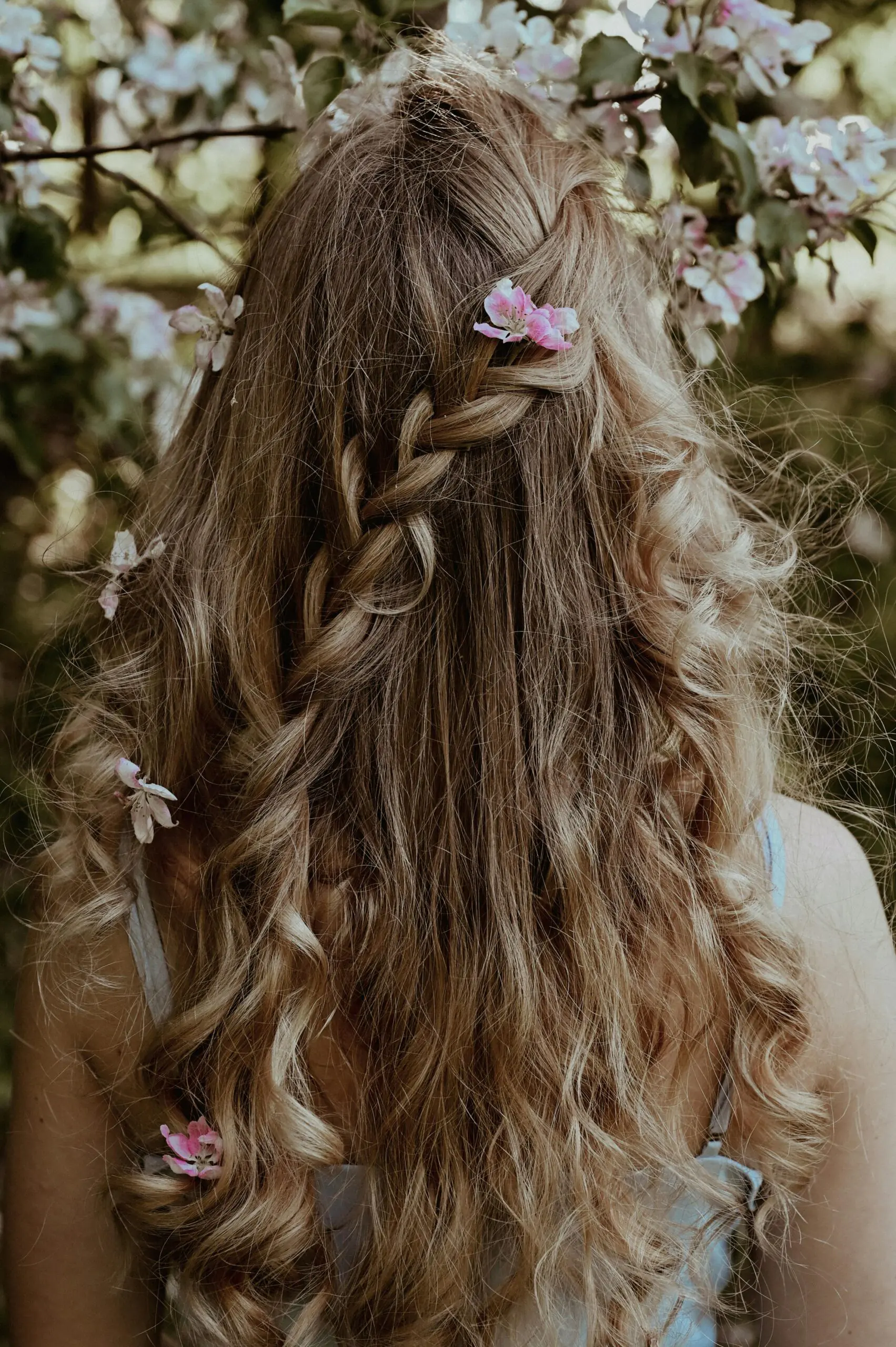 Trenza Lateral con Pelo Suelto